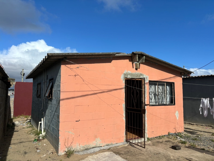 1 Bedroom Property for Sale in Kuyasa Western Cape